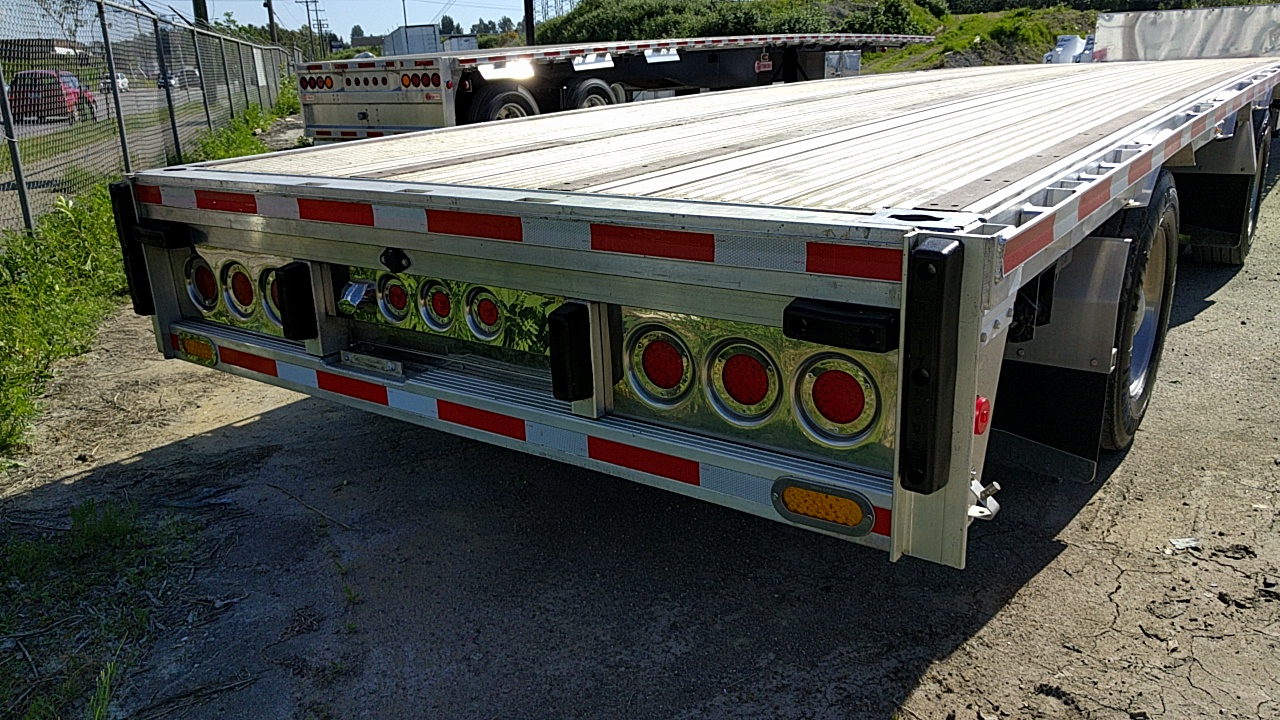 Reitnouer 53' Step Deck Rear Axle Slide Trailers, Specialized